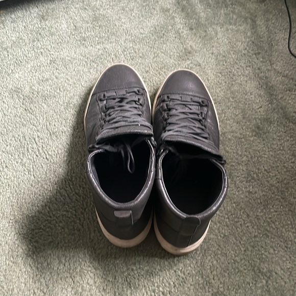 Grey Balencia Arena Size 12 - Picture 2 of 2